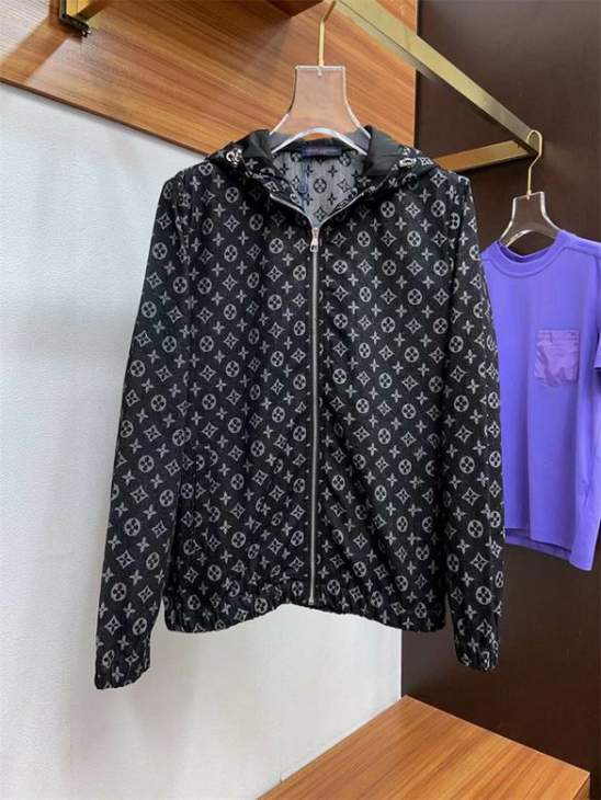 Picture of Louis Vuitton Jackets _SKULVM-3XL12yx2226032199